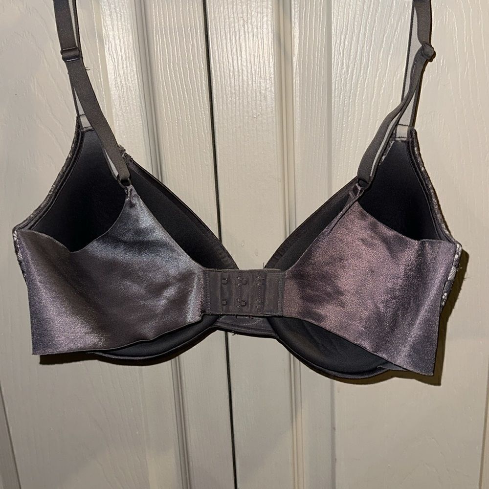 Maidenform Self Expressions Smooth T Shirt Underwire Bra! - Picture 6 of 16